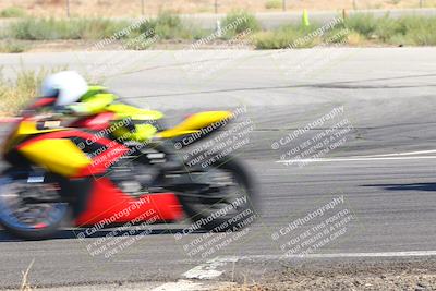 media/Sep-25-2022-TrackXperience (Sun) [[978d23f124]]/Group 3/session 3 skid pad/